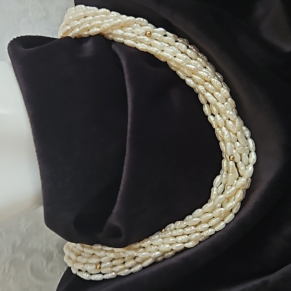 14KT Gold Freshwater Pearl Necklace. - Picture 6 of 11